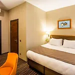 Taurus Hotel Leópolis