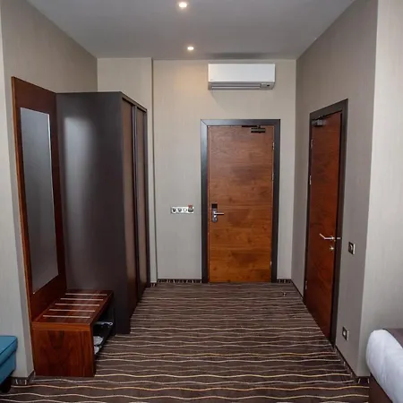 Hotel Taurus 4*