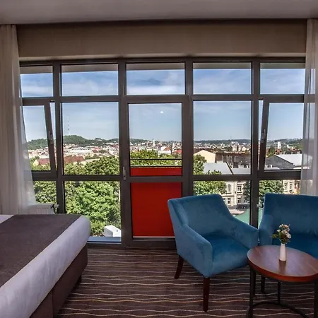Hotell Taurus 4*