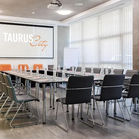 Taurus 4* Lviv