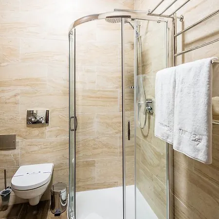 Hotell Taurus Lviv