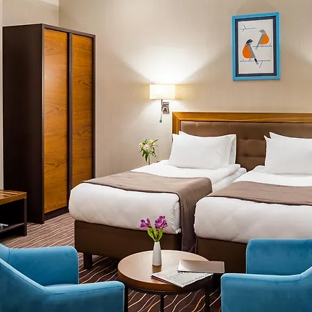 Taurus Hotel 4*
