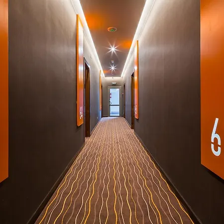 Hotel Taurus Lviv